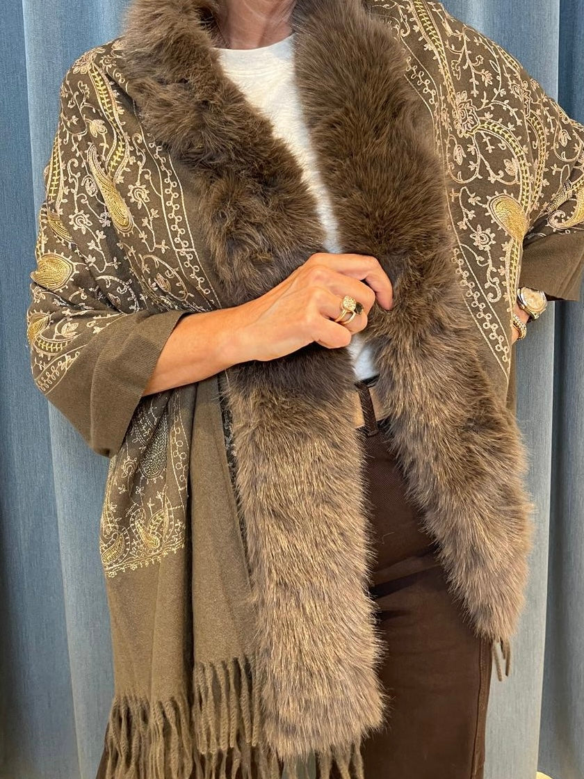 Poncho Bellezza