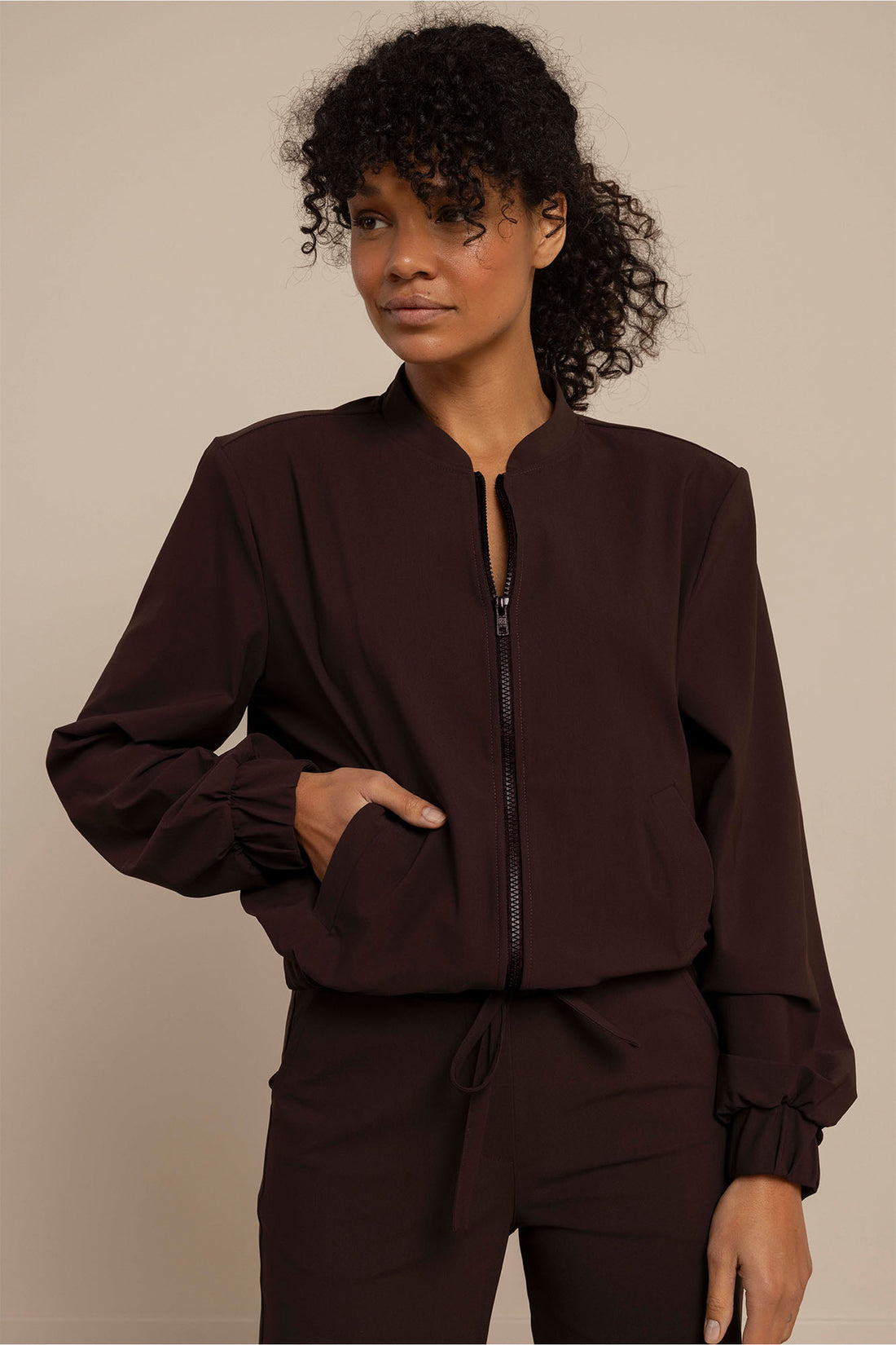 Studio Anneloes Benja Bomber