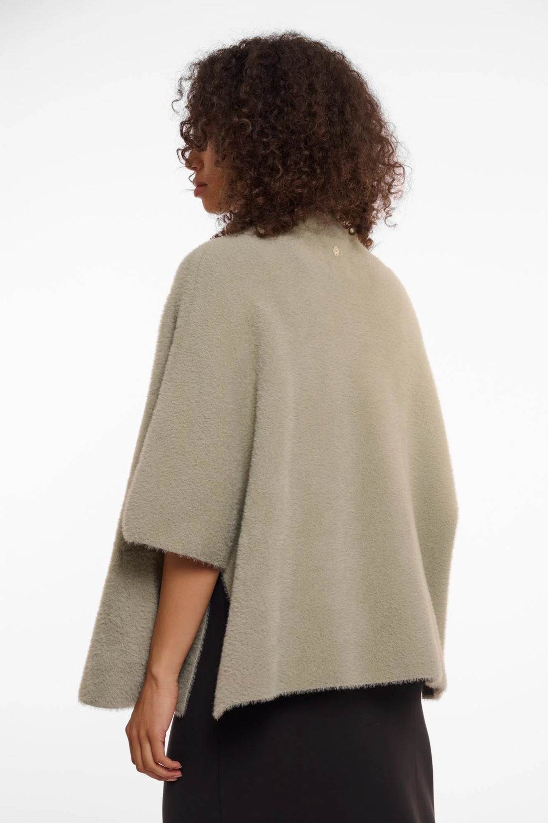 Rino&Pelle Cape Isra